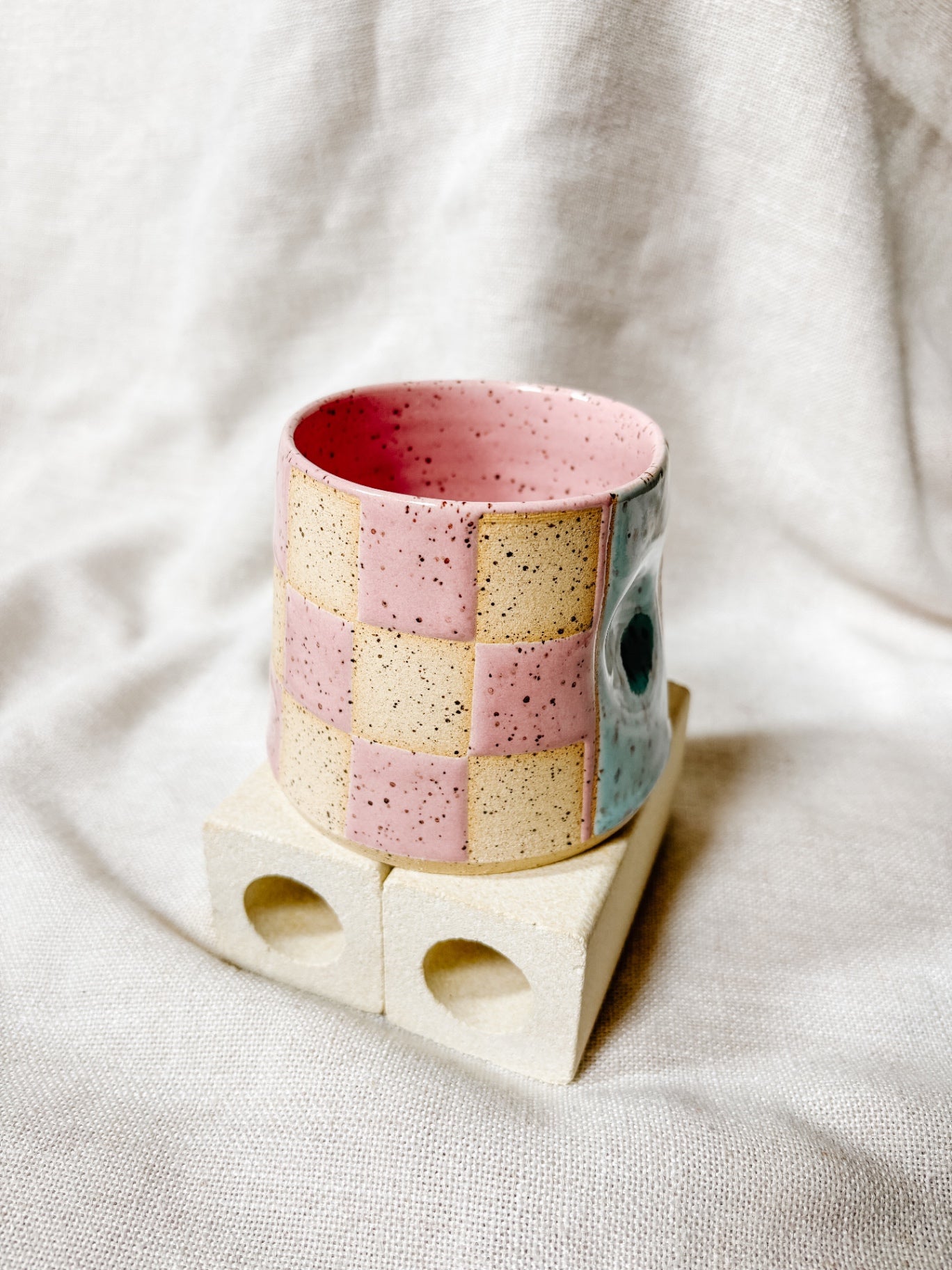 Checkered Cup