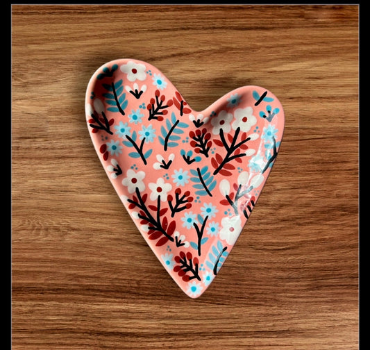 Pink decorative heart dish