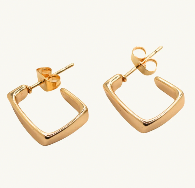 Sasha Studs Gold