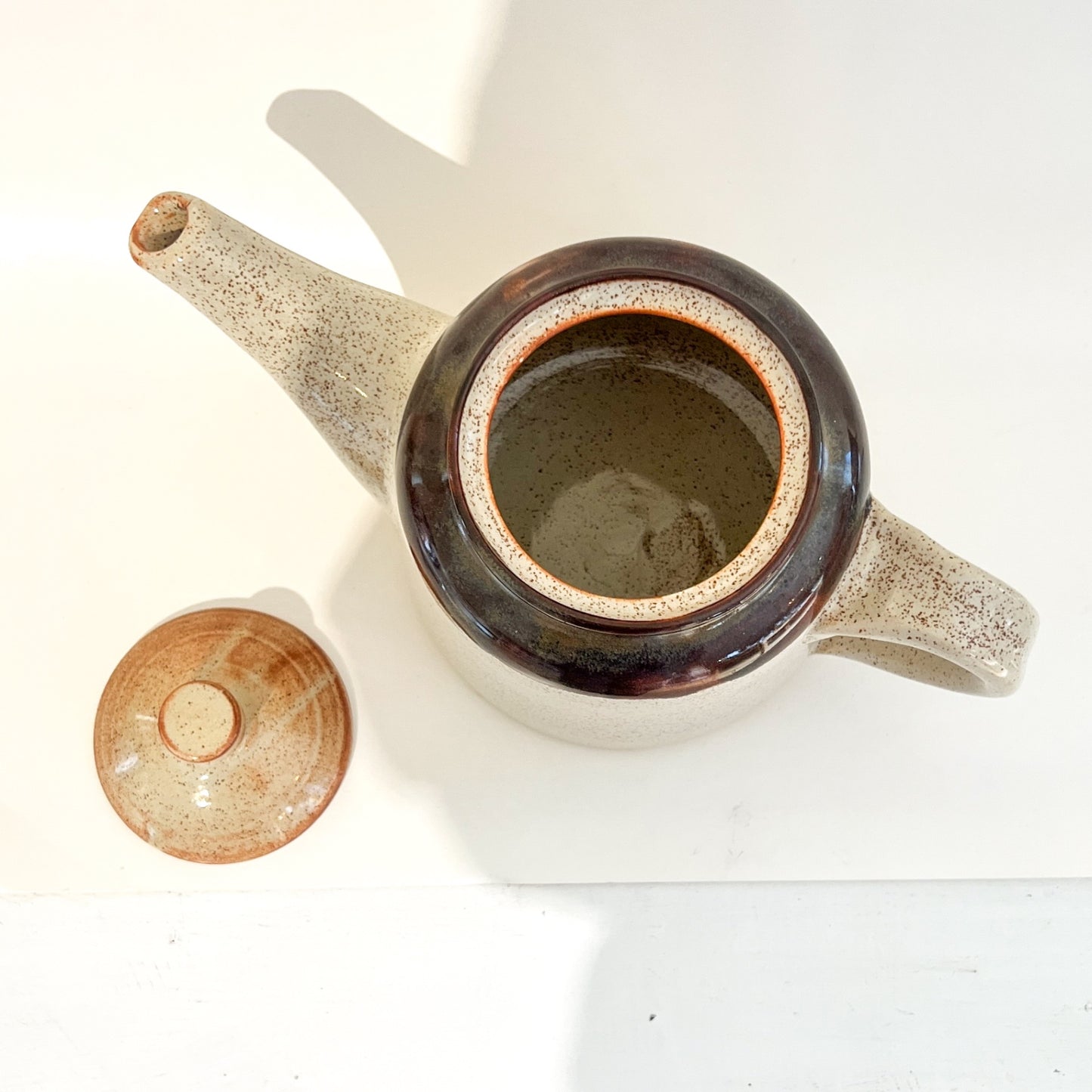 Ceramic Tea Pot - White and Brown 